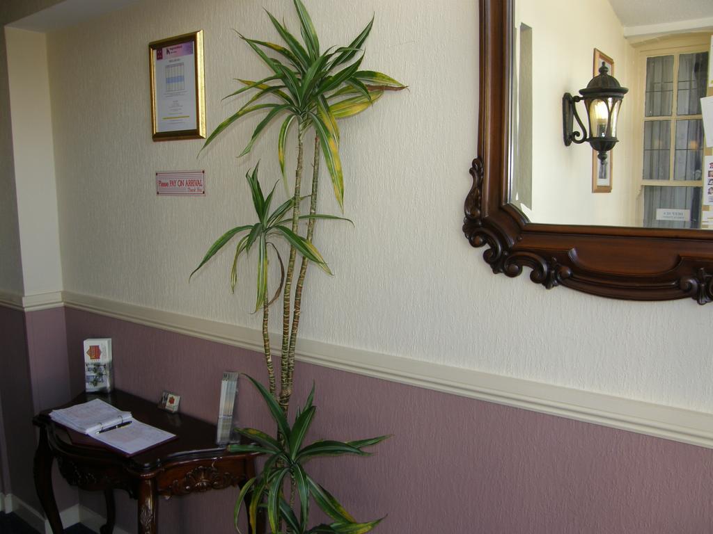 Kingswinford Guest House 佩恩顿 外观 照片